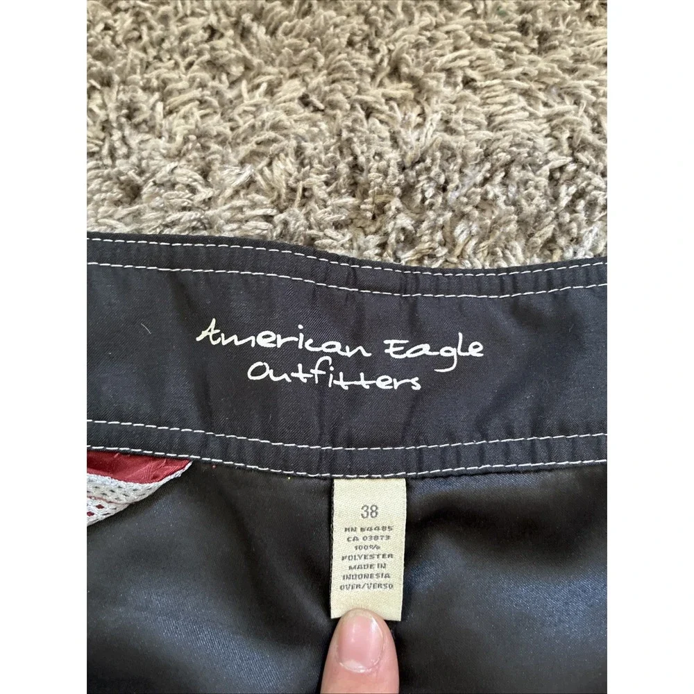 American Eagle Outfitters hawaiian board design